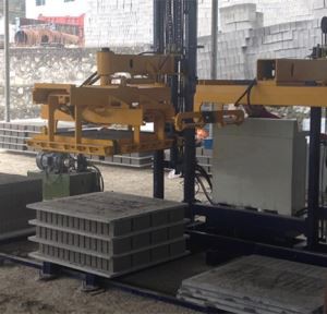 Кубер блоктан жасалған машина Кубер блоктан жасалған машина